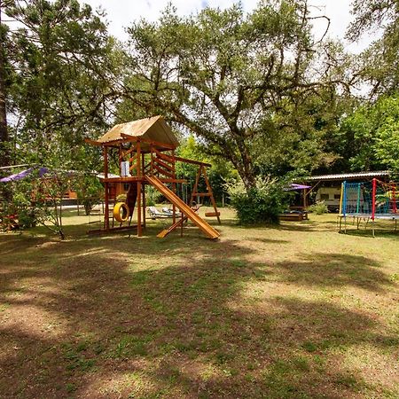 Emporio Reserva Da Serra - Opcoes De Chales E Hidromassagem Кампус-ду-Жордан Екстер'єр фото